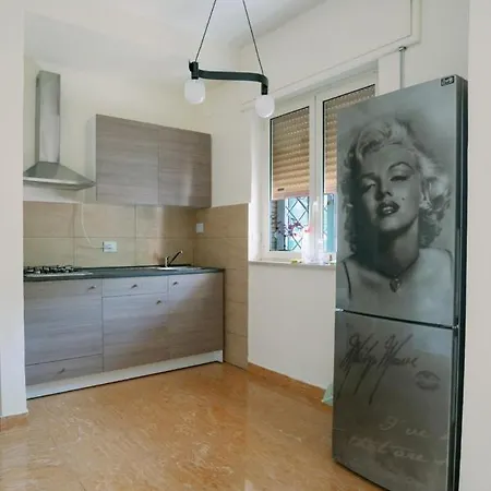 Marilyn